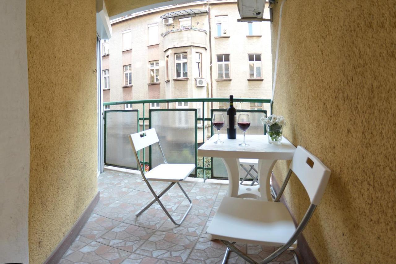 White Night City Center Apartman Belgrade Exterior photo